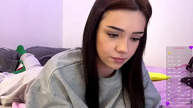 BeckyAurielle online show from April 2026 02:35:02 PM