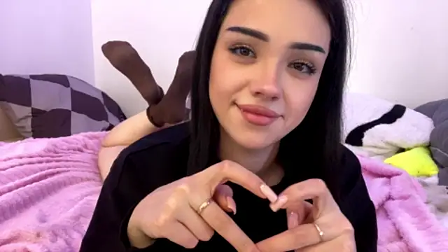BeckyAurielle online show from April 2026 01:23:02 PM