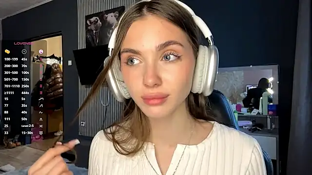 Veluxe online show from March 2026 03:13:01 PM