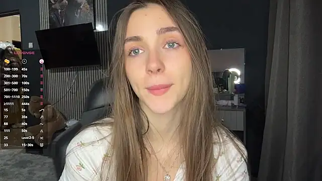 Veluxe online show from April 2026 05:03:01 PM