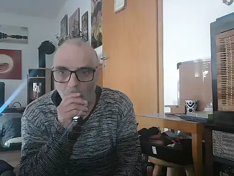 Thomate24 online show from March 2026 08:15:01 AM