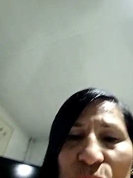 Ladygreeneyes online show from April 2026 01:17:02 AM