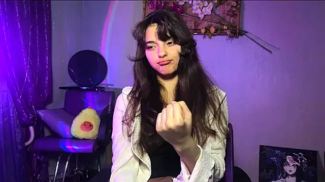 CareyDevan online show from April 2026 01:46:01 PM