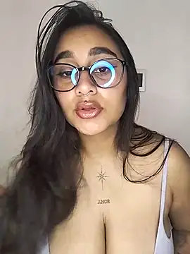 Mia skyy18 online show from April 2026 09:38:02 PM