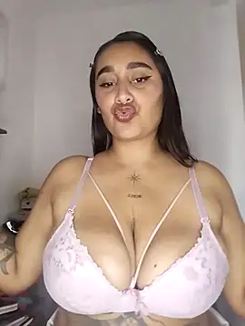 Mia skyy18 online show from May 2026 10:12:01 PM