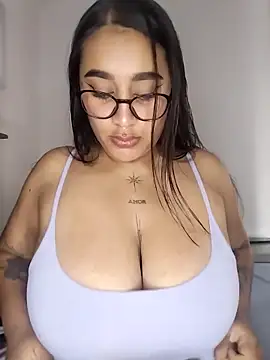 Mia skyy18 online show from May 2026 11:57:01 AM