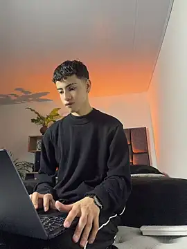 Snapshot of SebastianReed_ chatting on May 2026 02:42:01 AM SebastianReed online show from May 2026 02:42:01 AM