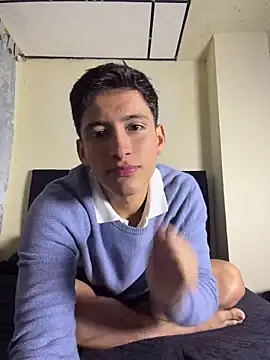 Snapshot of SebastianReed_ chatting on May 2026 06:17:01 AM SebastianReed online show from May 2026 06:17:01 AM