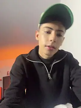Snapshot of SebastianReed_ chatting on May 2026 03:37:01 AM SebastianReed online show from May 2026 03:37:01 AM