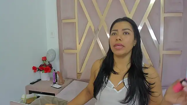 alannaht online show from May 2026 02:09:01 AM