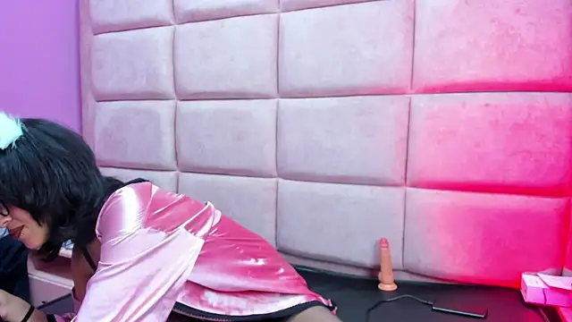 Lilit Starr online show from April 2026 04:14:01 AM