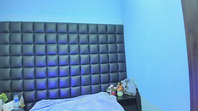 Lilit Starr online show from April 2026 04:08:02 AM