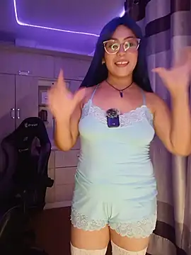 PiscisGirl online show from June 2026 06:02:01 AM