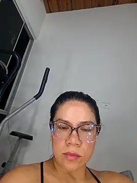 Snapshot of Aila_Phone chatting on March 2026 12:06:01 AM Aila Phone online show from March 2026 12:06:01 AM