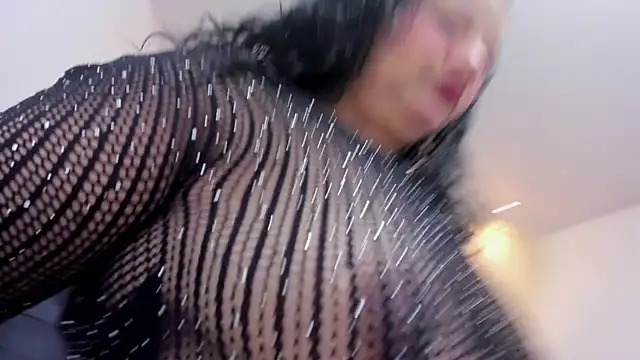 MAYTE1096 online show from March 2026 07:37:01 PM