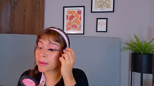 HelenaFoumier online show from March 2026 12:12:01 AM