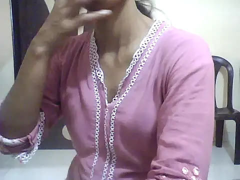 Snapshot of Sonam1186 chatting on May 2026 12:20:01 PM Sonam1186 online show from May 2026 12:20:01 PM