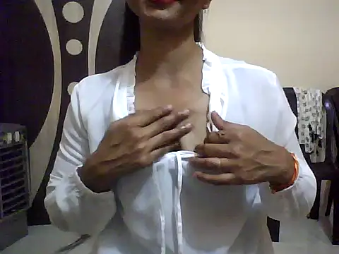 Snapshot of Sonam1186 chatting on May 2026 05:45:01 AM Sonam1186 online show from May 2026 05:45:01 AM