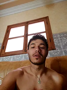 Snapshot of Thewildaliii0 chatting on March 2026 05:47:02 PM Thewildaliii0 online show from March 2026 05:47:02 PM