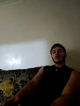 Snapshot of Thewildaliii0 chatting on April 2026 11:29:02 PM Thewildaliii0 online show from April 2026 11:29:02 PM