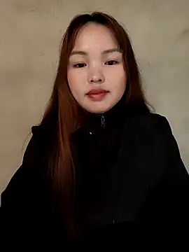 Mina xYx online show from May 2026 04:32:02 PM