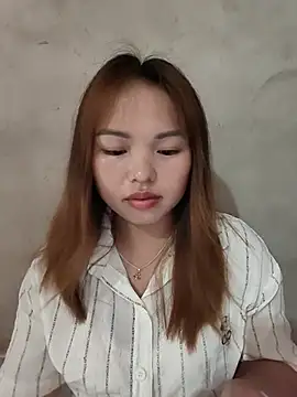 Mina xYx online show from June 2026 10:09:01 AM