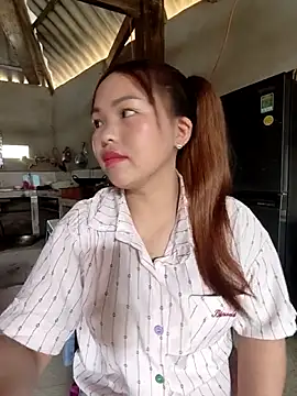 Mina xYx online show from April 2026 01:29:01 AM