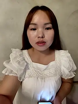 Mina xYx online show from April 2026 05:30:01 PM