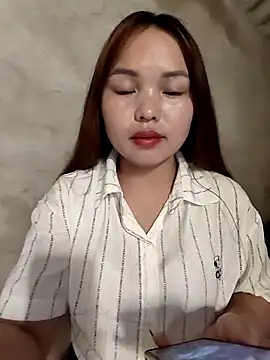 Mina xYx online show from April 2026 12:29:02 PM