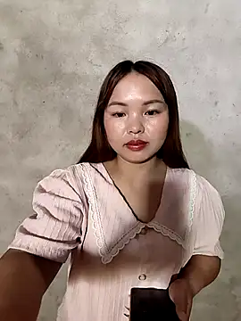 Mina xYx online show from April 2026 12:01:01 AM