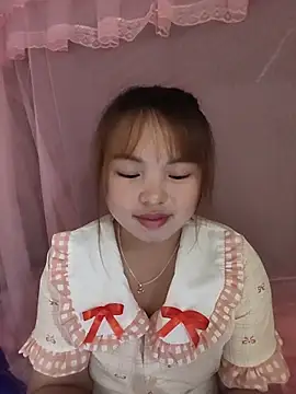 Mina xYx online show from June 2026 04:52:01 PM