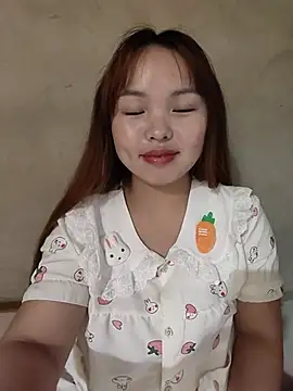 Mina xYx online show from May 2026 02:37:02 PM