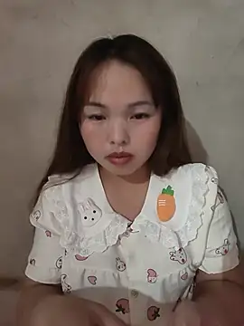 Mina xYx online show from May 2026 04:36:01 PM