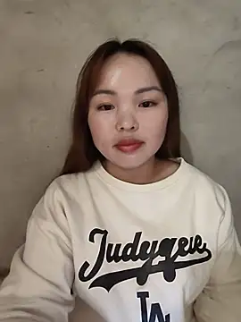 Mina xYx online show from May 2026 02:38:01 PM