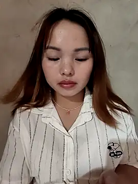 Mina xYx online show from June 2026 04:06:02 PM