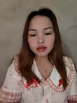 Mina xYx online show from July 2026 02:24:01 PM