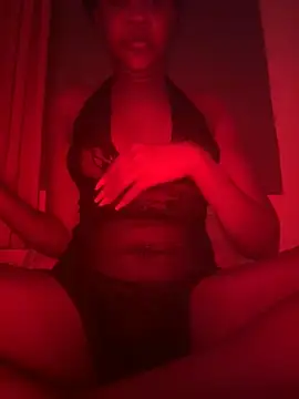 Snapshot of Annie011 chatting on March 2026 05:51:02 AM Annie011 online show from March 2026 05:51:02 AM