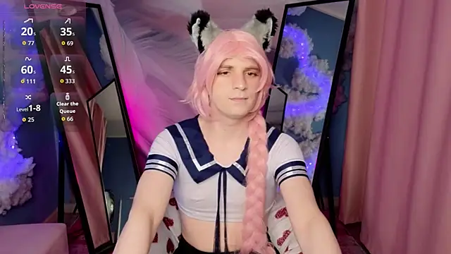 FoxIsPuff online show from April 2026 08:32:02 PM