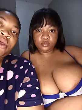 BeverlyQueen15 online show from March 2026 02:55:02 AM