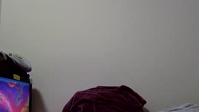 kitty-kitten82 online show from April 2026 05:20:02 AM