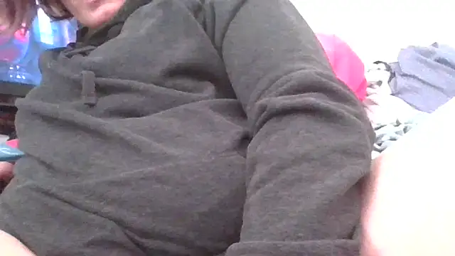 kitty-kitten82 online show from March 2026 05:57:02 PM