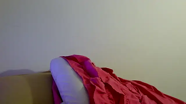 kitty-kitten82 online show from March 2026 07:54:01 AM