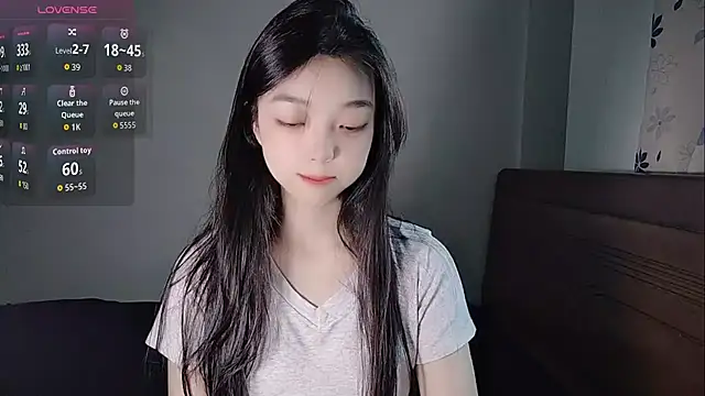 oblakitty  online show from April 2026 12:28:01 AM
