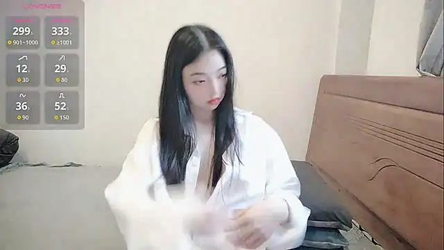 Snapshot of oblakitty_ chatting on June 2026 12:38:02 AM oblakitty online show from June 2026 12:38:02 AM