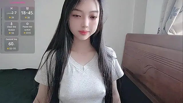 Snapshot of oblakitty_ chatting on May 2026 12:47:02 AM oblakitty online show from May 2026 12:47:02 AM