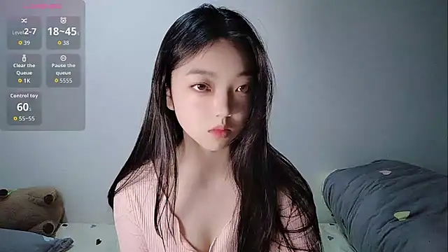 oblakitty  online show from April 2026 12:13:02 AM