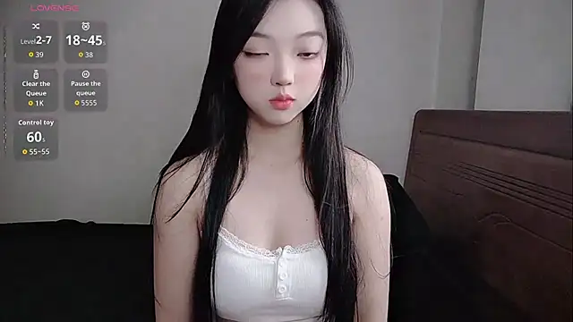 Snapshot of oblakitty_ chatting on May 2026 11:55:01 PM oblakitty online show from May 2026 11:55:01 PM