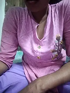 Snapshot of model_seela chatting on May 2026 08:39:01 AM model seela online show from May 2026 08:39:01 AM