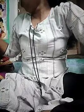 Snapshot of model_seela chatting on May 2026 05:17:02 PM model seela online show from May 2026 05:17:02 PM
