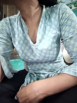 Snapshot of model_seela chatting on April 2026 02:52:01 AM model seela online show from April 2026 02:52:01 AM